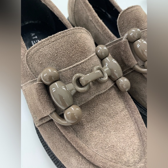 Ateliers Kai Tan Suede Loafers Sz 37 (US 7) Unique Toggle Black Lug Sole Italian - Picture 3 of 15